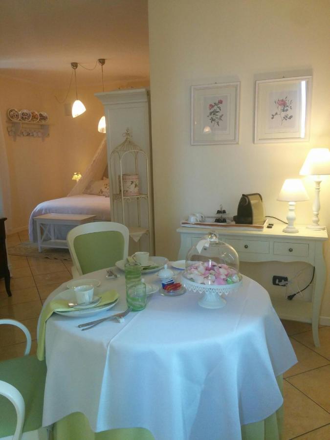Le Gemme Suite B&B Albisano Exterior photo